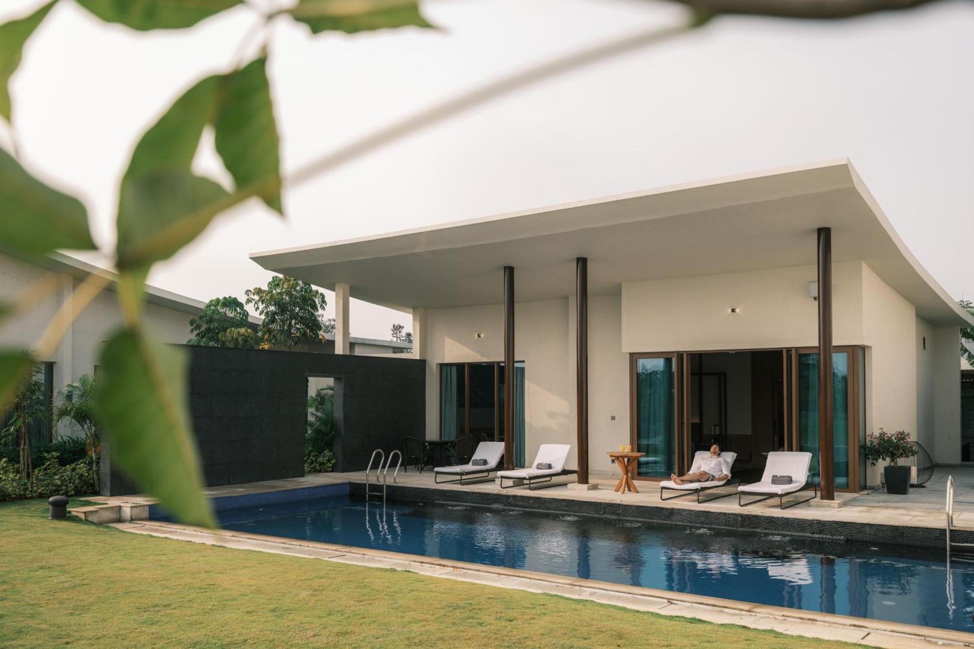 Jw Marriott Hotel Bengaluru Prestige Golfshire Resort & Spa Avati Exterior photo