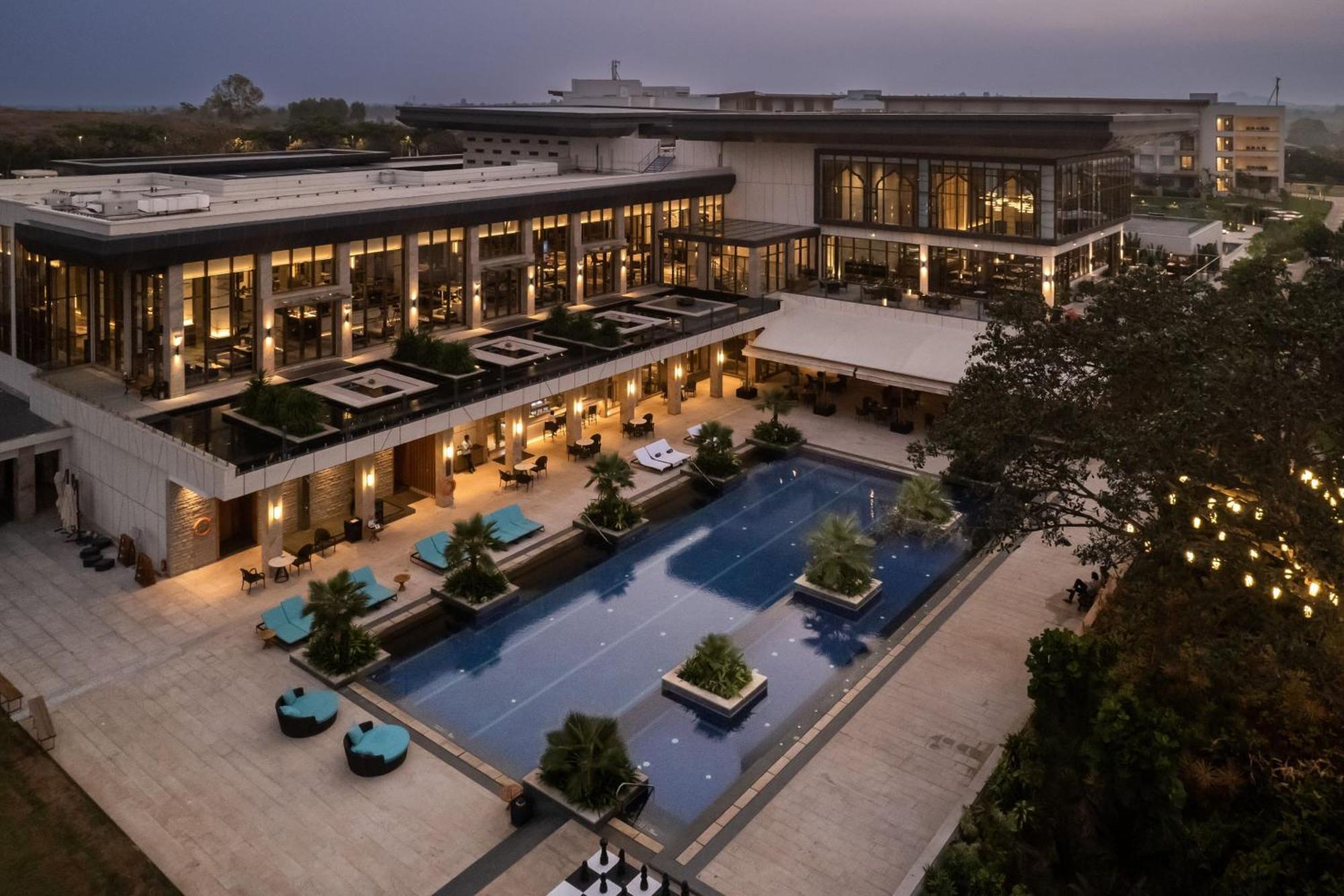 Jw Marriott Hotel Bengaluru Prestige Golfshire Resort & Spa Avati Exterior photo