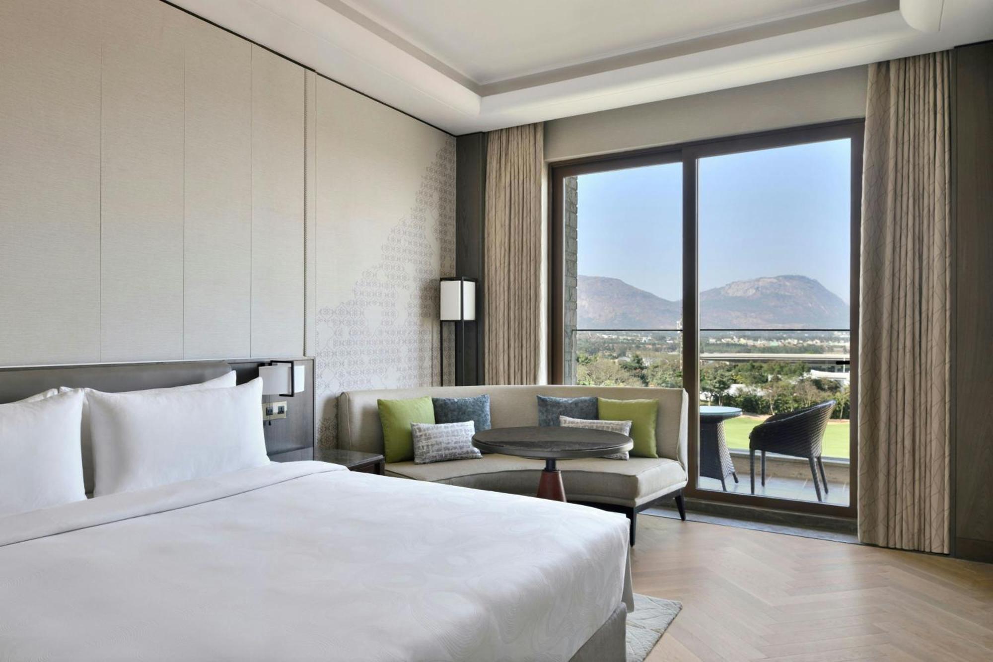 Jw Marriott Hotel Bengaluru Prestige Golfshire Resort & Spa Avati Exterior photo