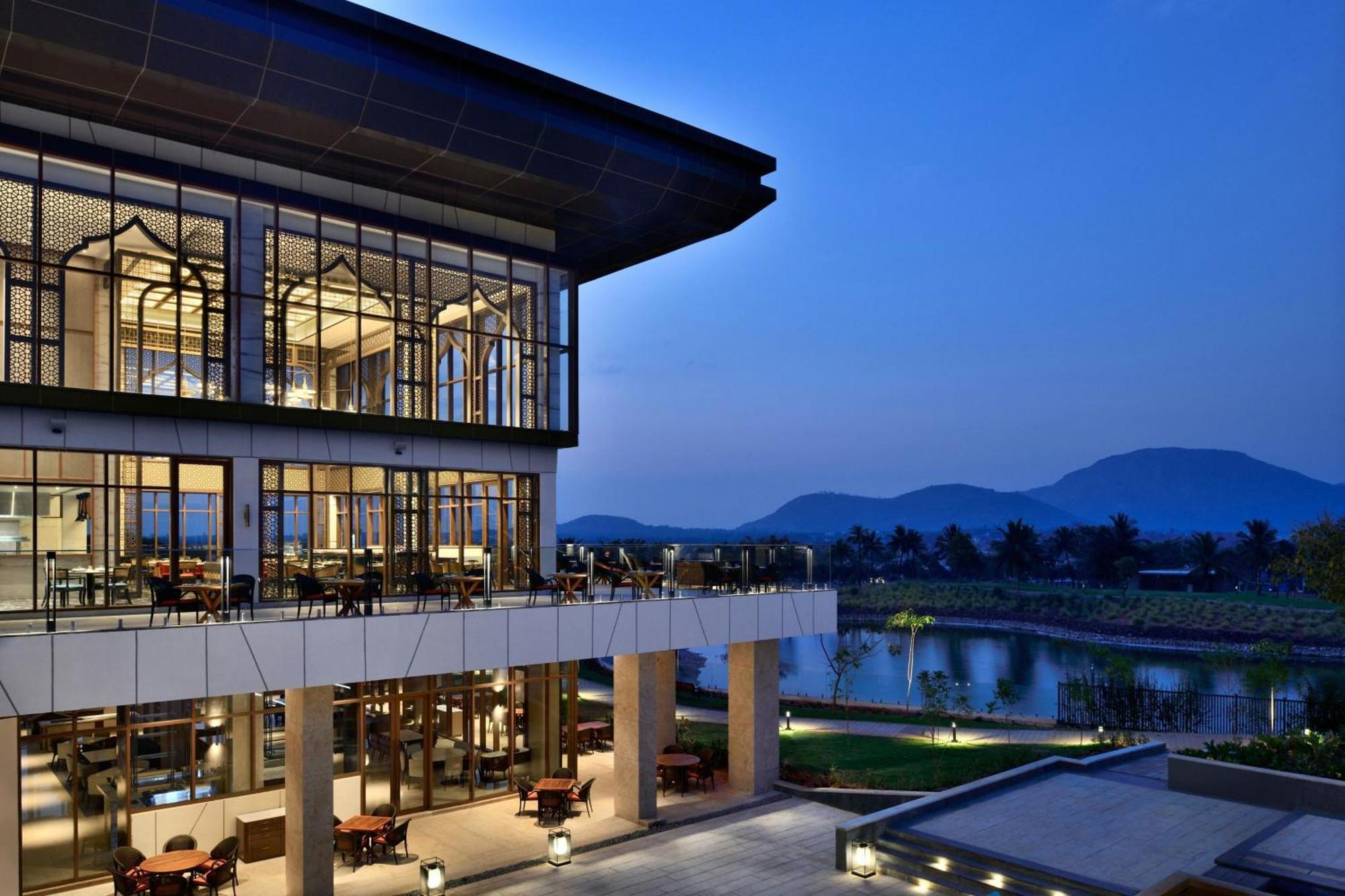 Jw Marriott Hotel Bengaluru Prestige Golfshire Resort & Spa Avati Exterior photo